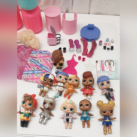 LOL Dolls And Accessories - Picture 2 of 4